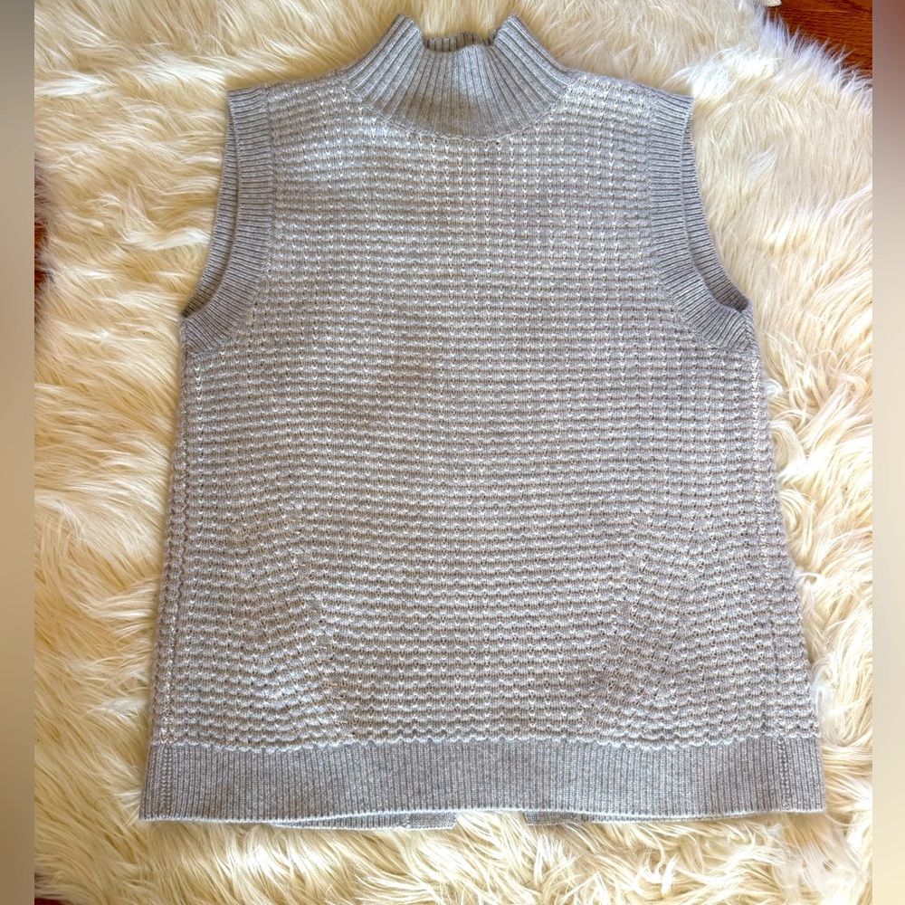 Club Monaco Cashmere Silk Knit Mock Neck Sleeveless Turtleneck Sweater‎  Size S